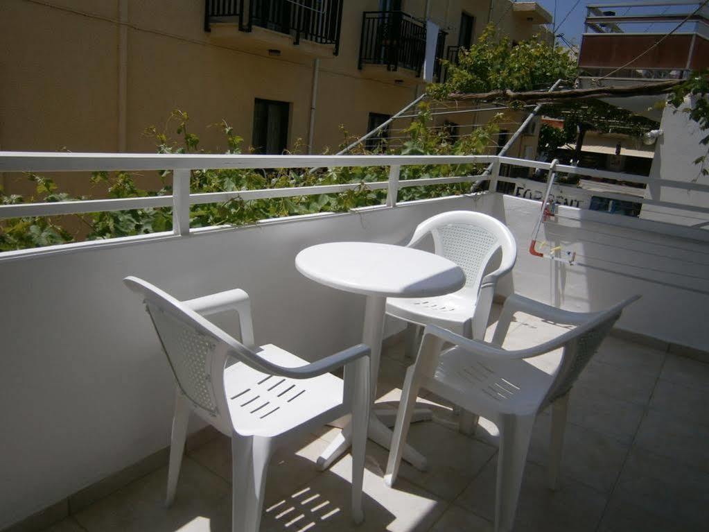 Sofia Apartments Sea View 게오르기우폴리스 외부 사진